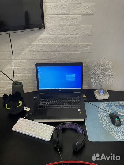 Ноутбук HP Pavilion 17-ab321ur