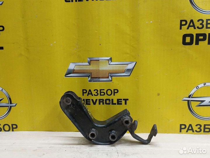 Кронштейн МКПП нижний Дэу Джентра