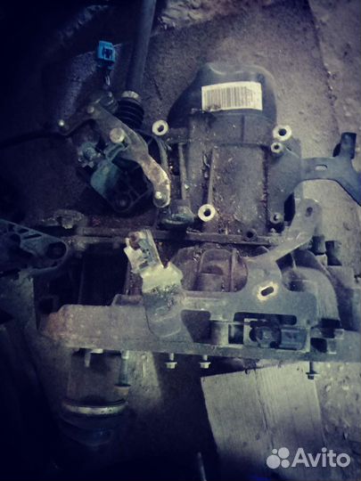 Кпп механика с гидравл. выжимом от рено сандеро 17