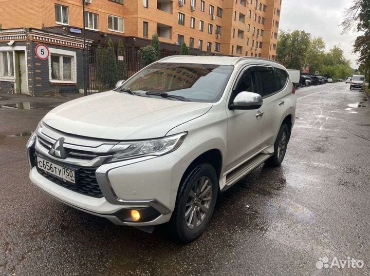 Заказ такси. Такси межгород. Заказать минивэн