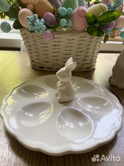 Тарелка пасхальная кролики