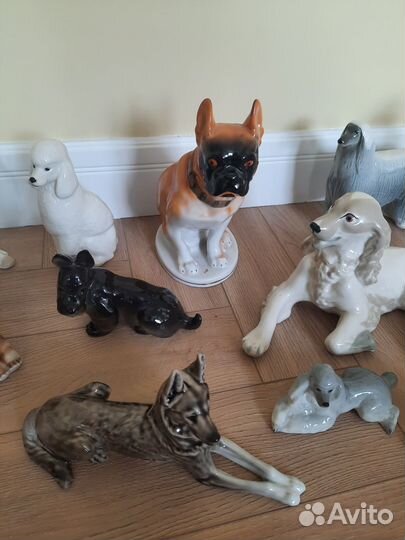 Фарфоровые статуэтки собак лфз
