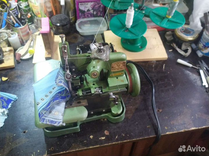 Оверлок для швейной машины