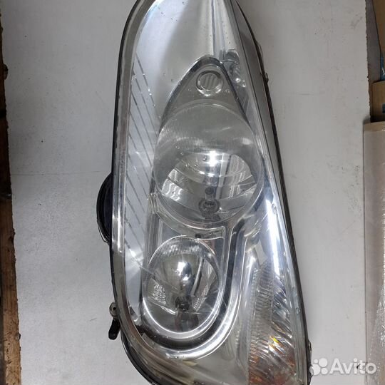 Фара передняя левая Ford S Max