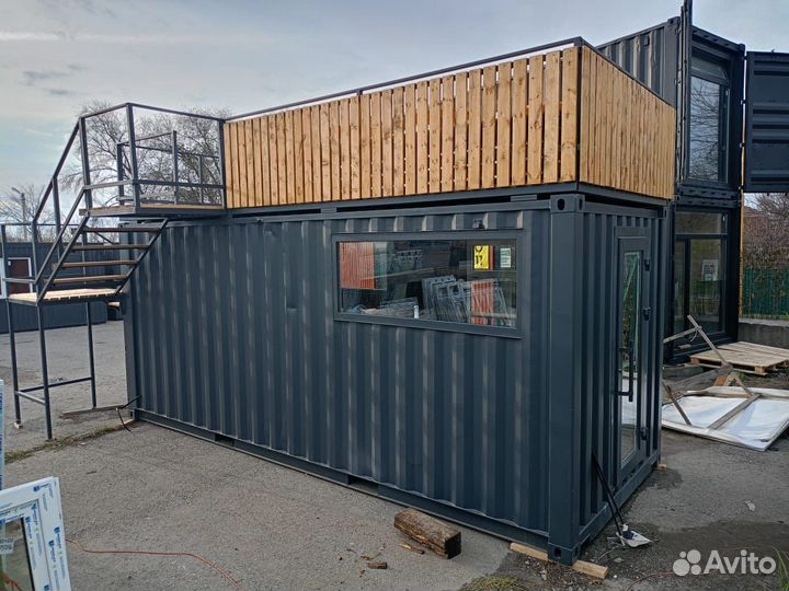 Кофейня из морского контейнера