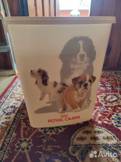 Ёмкость для хранения корма