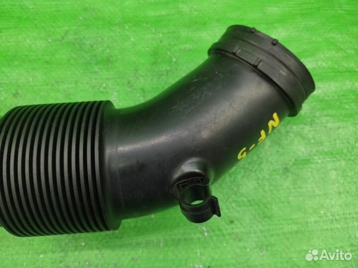 Патрубок возд. фильтра 7P0129627B Touareg NF 10-18