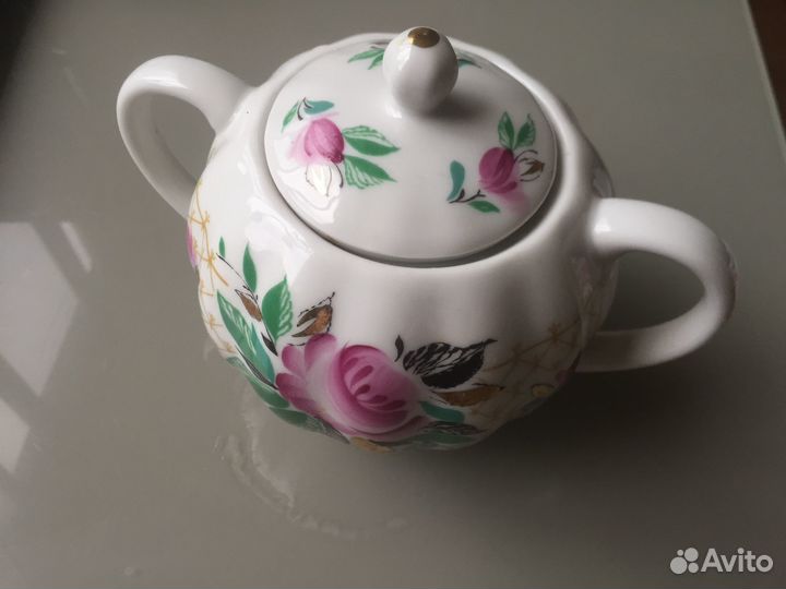 Сахарница от сервиза Роза золотая сетка лфз