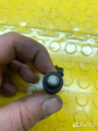 Форсунка топливная Renault Logan Stepway K7MA812