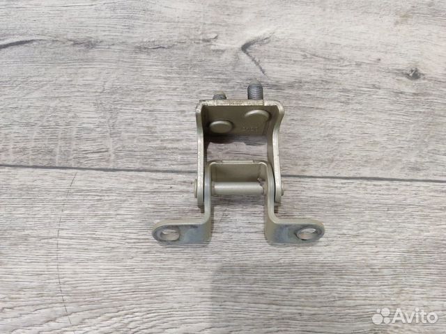 Петля двери багажника Kyron кайрон