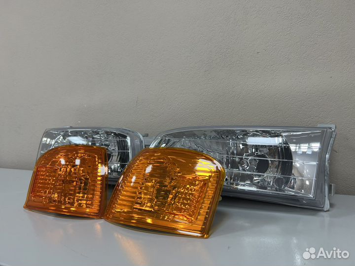 Фары Toyota Sprinter Carib
