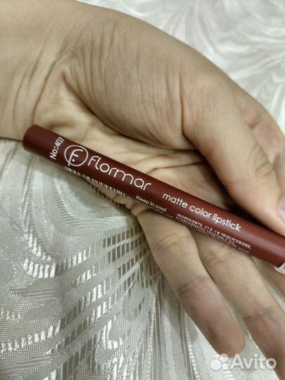 Карандаш для губ