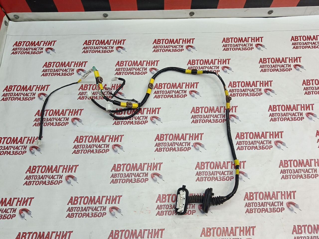 Проводка двери задней левой Toyota Camry 70
