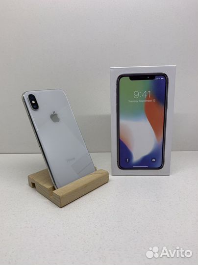 iPhone X, 64 ГБ