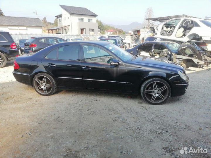 Авто на разбор Mercedes-Benz E-Class W211 272.922