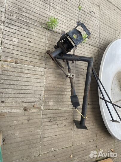 Кранштейн доя спутниковой тарелки