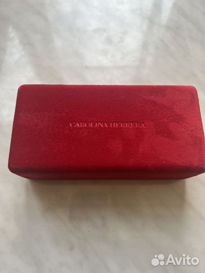 Солнцезащитные очки charolina Hererra