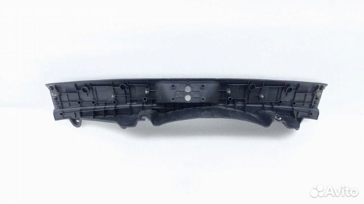 Кожух замка багажника Nissan X-Trail T31 MR20DE