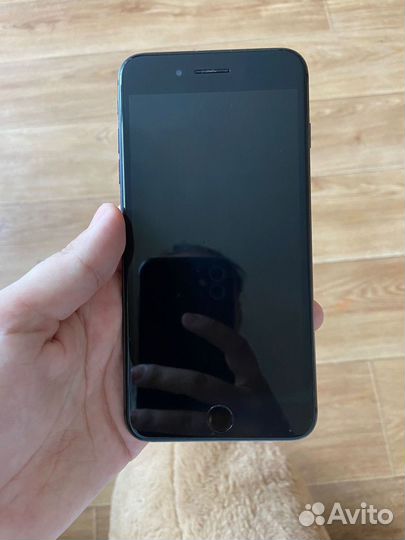 Телефон iPhone 8 plus