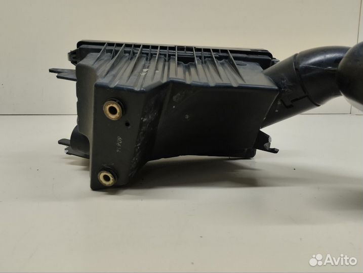 Корпус воздушного фильтра Nissan Almera Classic B1