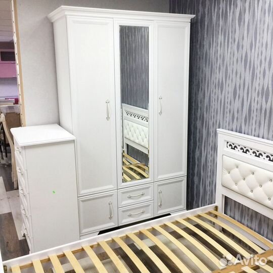 Спальный гарнитур Грация