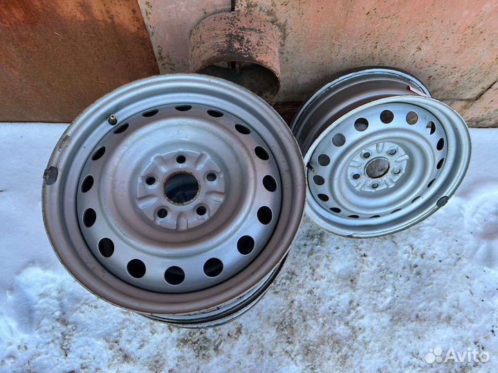 Диски штампованные R16. Разболтовка 5х114.3