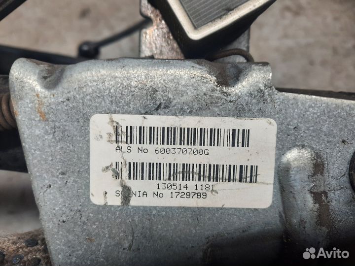 Педальный узел в сборе scania G440CA