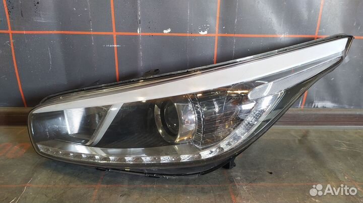 Фара левая (ксенон+светодиод) - Kia Ceed 2 (2012-1