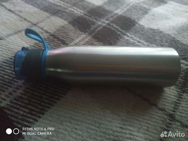 Спортивная бутылка