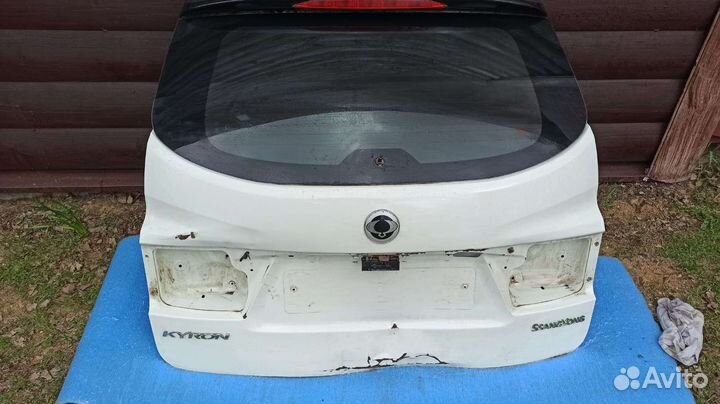Дверь багажника кайрон