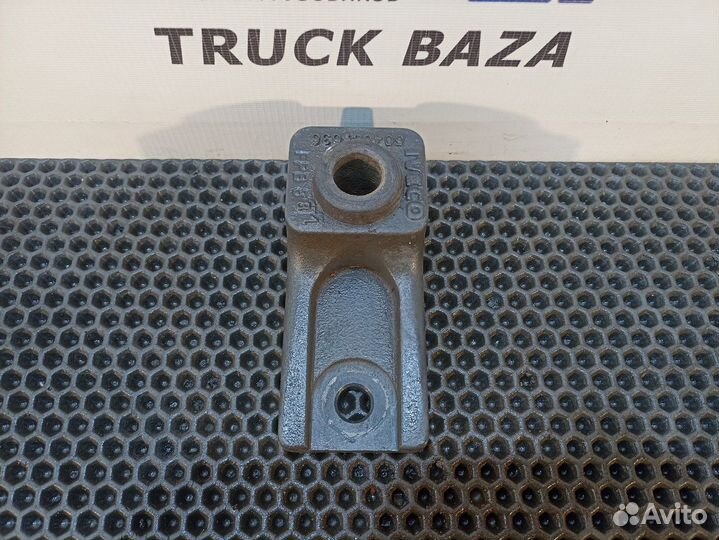 Кронштейн амортизатора переднего Iveco Stralis