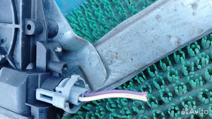 Стеклоподъёмник водительской двери Renault logan 1