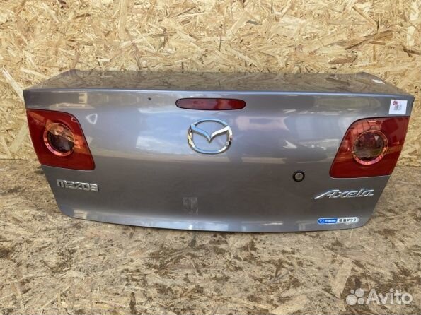 Mazda 3 (BK) sedan Крышка багажника