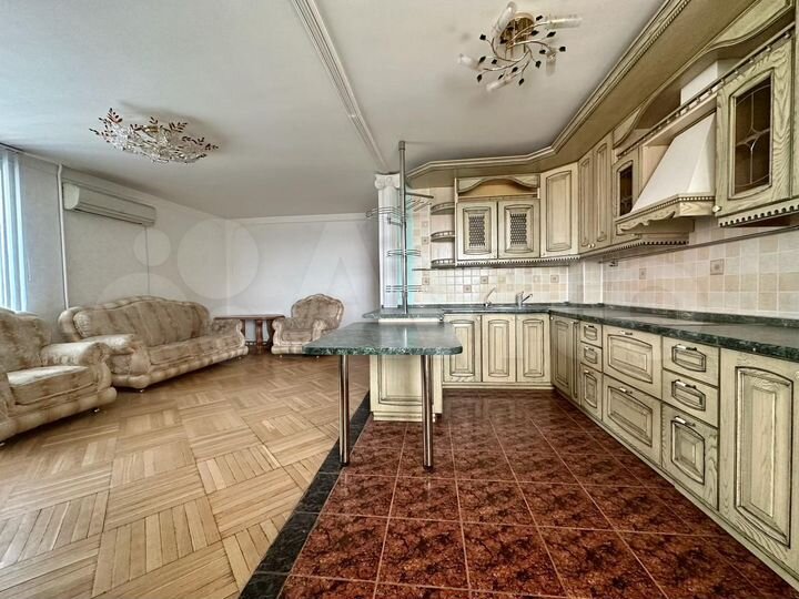 2-к. квартира, 75 м², 11/14 эт.