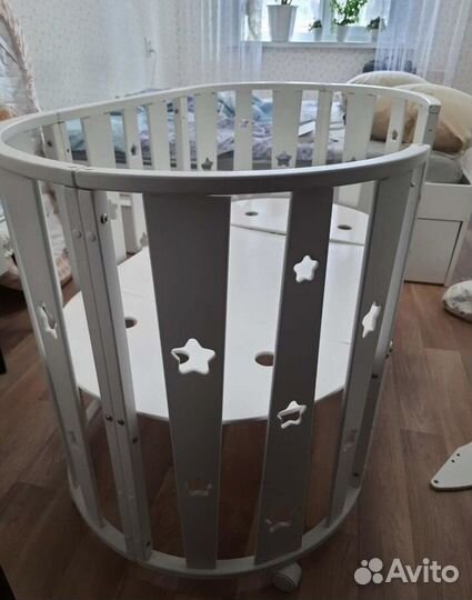 Кроватка трансформер круглая с маятником