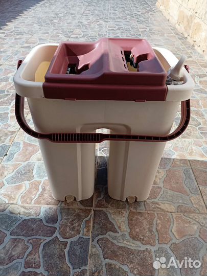 Швабра с отжимом и ведром