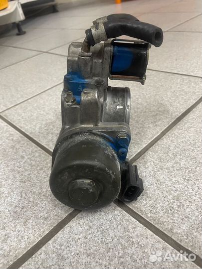 Дроссельная заслонка MMC Б/У