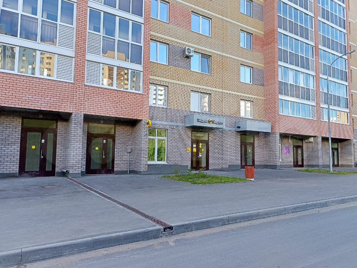 Помещение ул.Гайсина д.2 в, ЖК Радужный 2, с. Осин