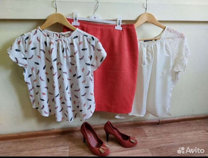 Летние юбка и блузки 46-48 комплект капсула