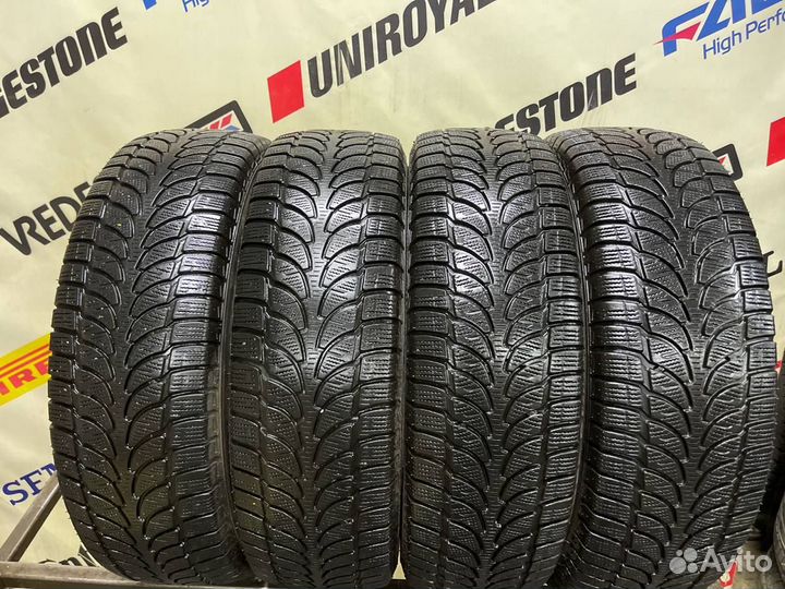 Bridgestone Blizzak LM-80 215/70 R16