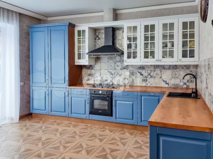 Таунхаус 181 м² на участке 3 сот.