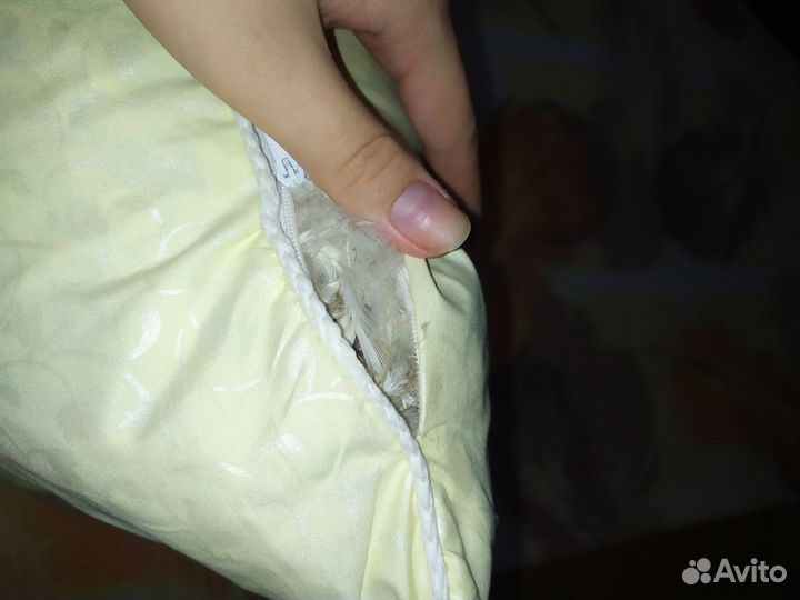 Подушка пухо-перьевая 70х70 новая