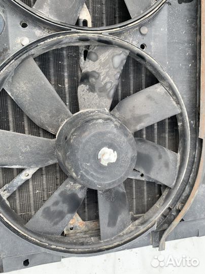 Радиатор кондиционера в сборе MB W140