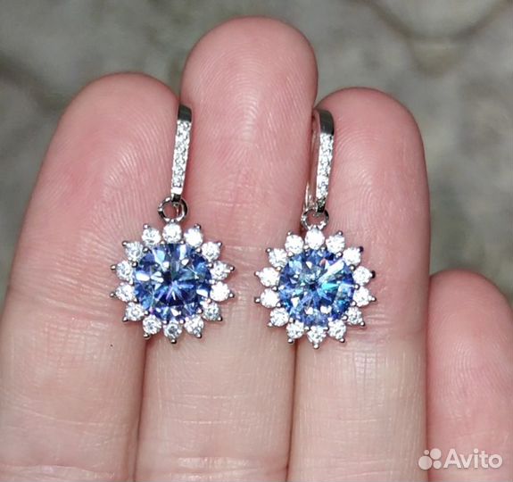 Серьги подсолнухи с зелёным муассанитом 4 карата