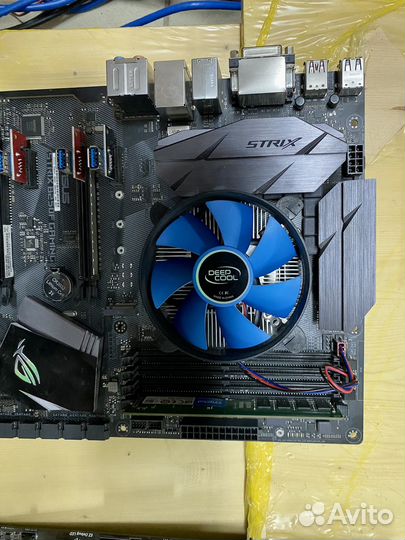 Материнская плата Asus Strix B250F Gaming в сборе