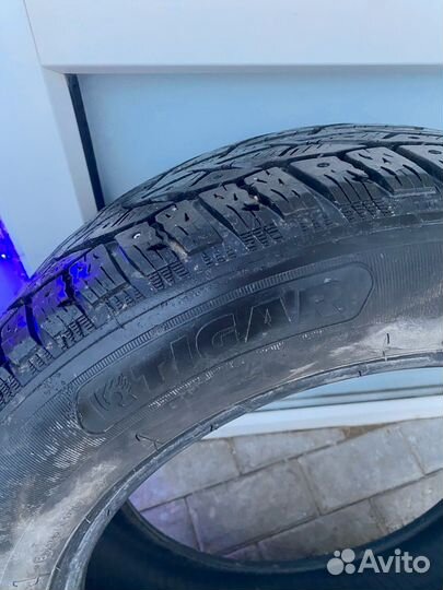 Tigar Ice 215/60 R17