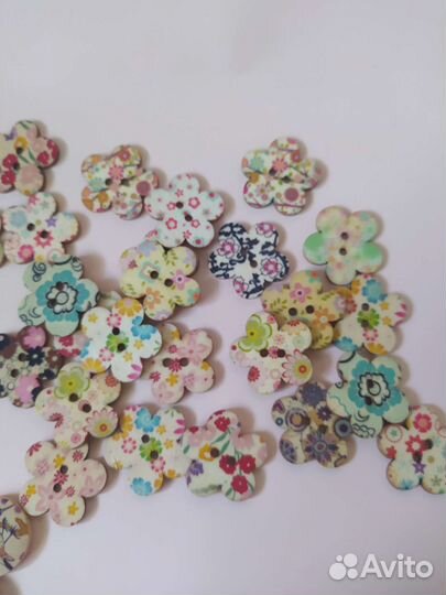 Цветы/гитары/птицы пуговицы