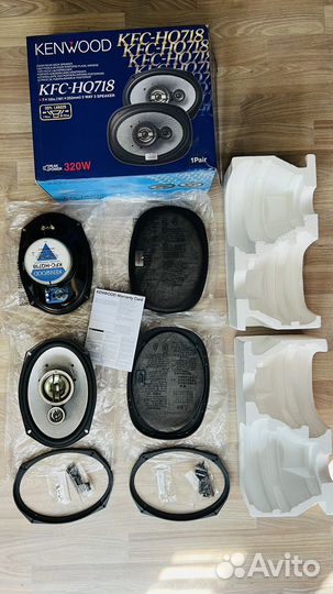 Колонки и усилитель в автомобиль