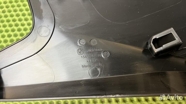 Облицовка фары Л BMW