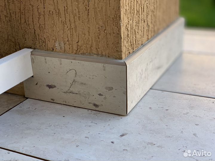 Резка плитки и керамогранита, резка под 45